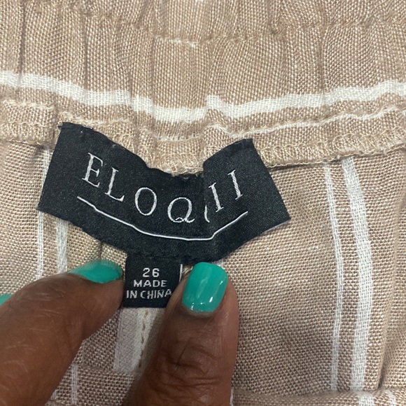 Eloquii pull on striped linen and viscose blend shorts size 26 - Picture 6 of 7
